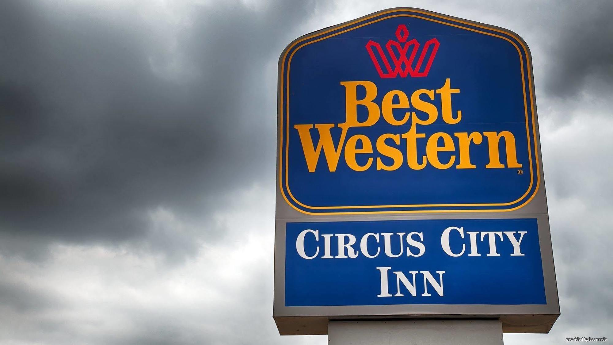 Best Western Circus City Inn Peru Buitenkant foto